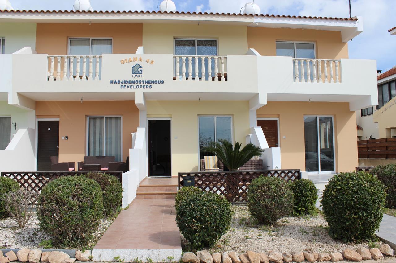 Diana Townhouse 2 Apartment Paphos Exterior photo